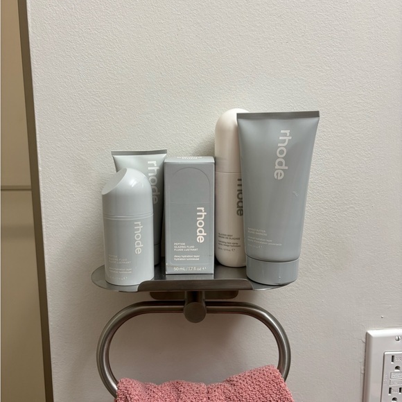 rhode skincare bundle - Picture 3 of 4